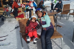 Roxana-ski-instructor-at-RJ-Ski-Snowboard-School-in-Poiana-Brasov