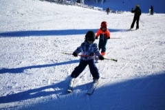 cele-mai-faine-ore-de-ski-din-Poiana-Brasov-oferite-de-RJ-scoala-de-ski-a-statiunii-Poiana-Brasov