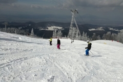 ski-si-snowboard-in-Poiana-Brasov-cu-monitori-profesionisti